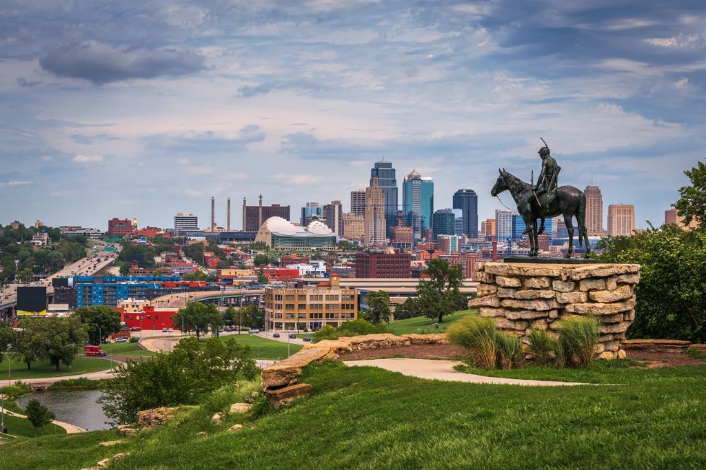 Downtown Kansas City skyline, an area served by Double Eagle Injury Law